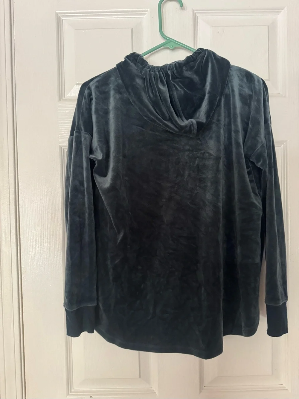 Alfani Plush Velvet Hooded Set in Dark Green